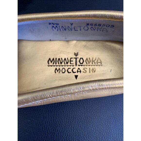 Minnetonka Shoes Women's Grace Moc Slip-On Leather Tassels Gold Size 7 - Picture 6 of 10